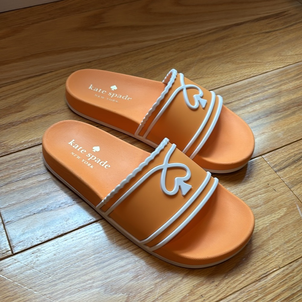 ♠️Kate Spade Brigitte Pool Slide, Sunset Blaze Orange - Picture 3 of 10
